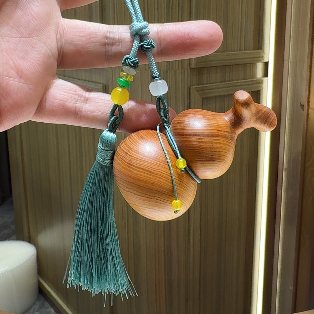 崖柏葫芦挂件蓝色绳子