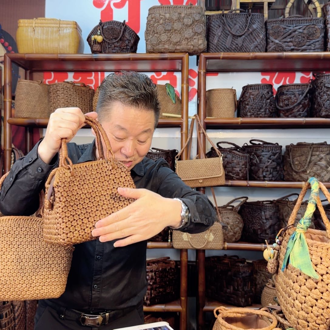 木秋***飘强哥竹艺国风小拎包