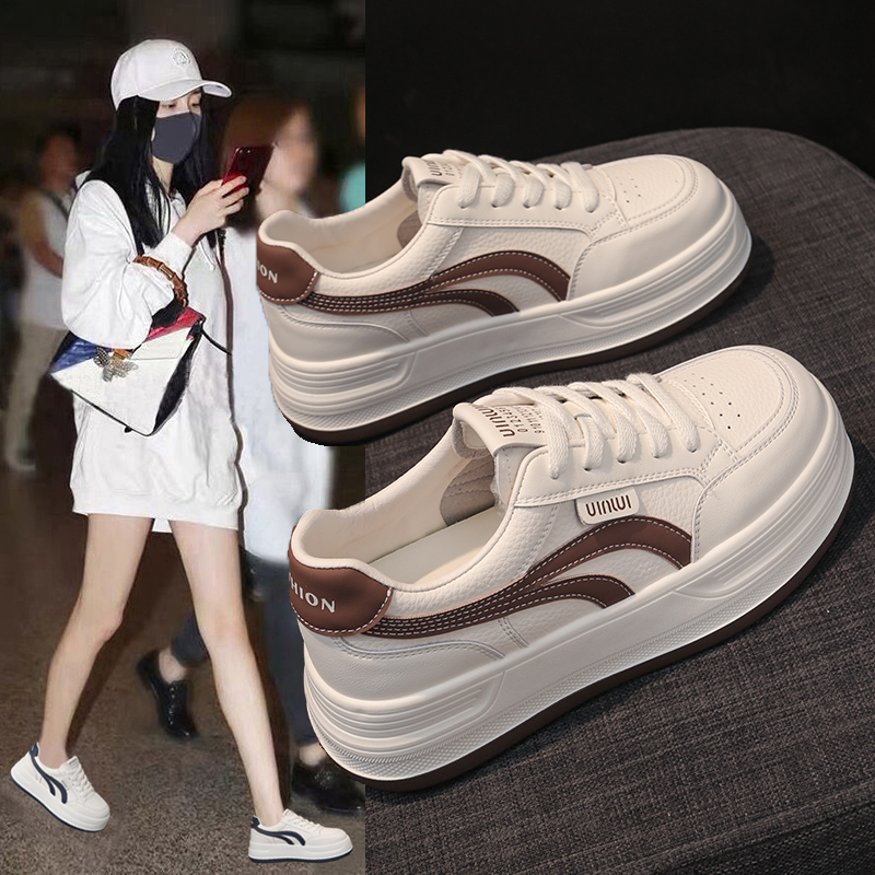 平底小白鞋女款2025秋季新款厚底女鞋软底轻便板鞋百搭休闲运动鞋