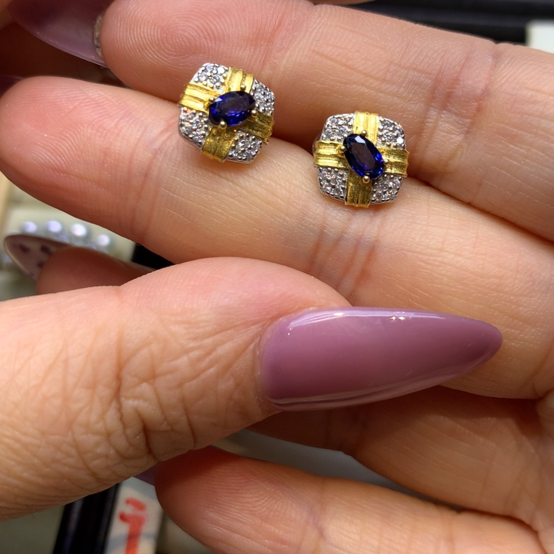 耳饰蓝宝石银S925镶嵌