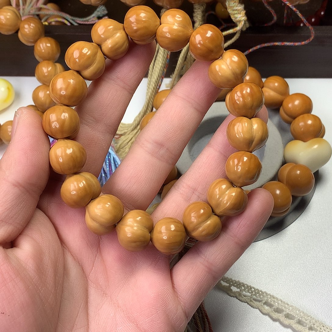 (***歌吊坠桃核机理大屁桃