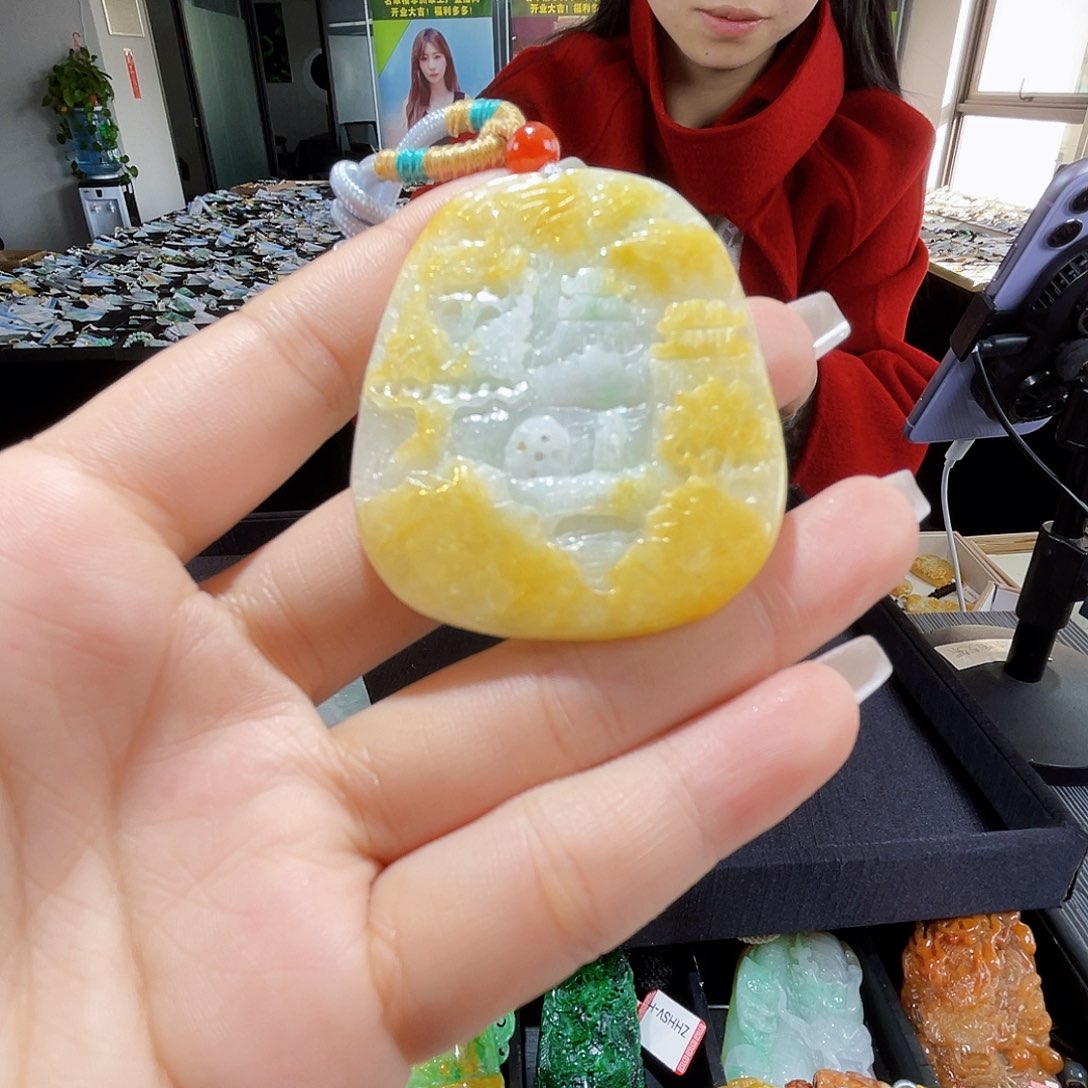 颈饰未镶嵌翡翠一