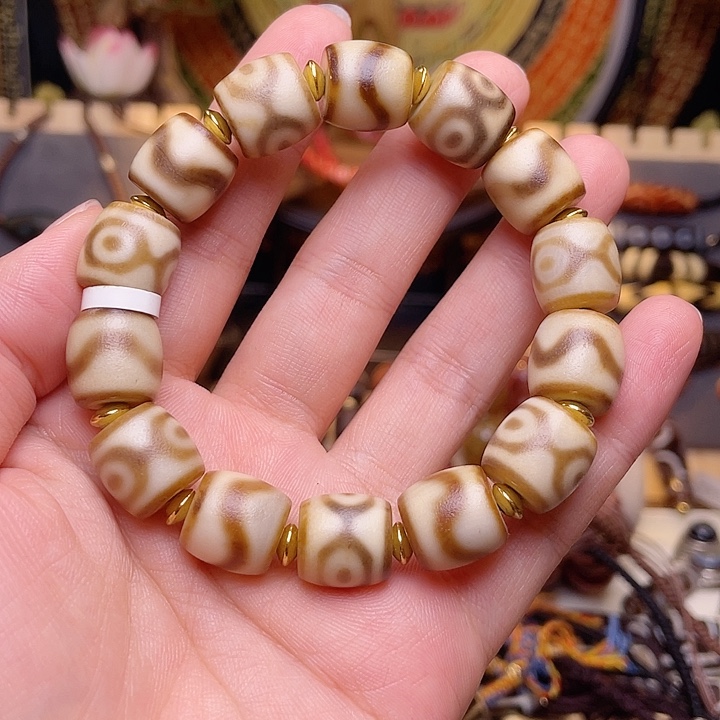 玛瑙/玉髓未镶嵌天珠手串