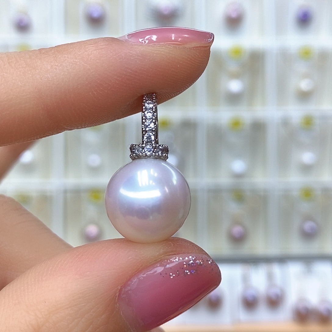 淡水珍珠吊坠(赠链)未镶嵌