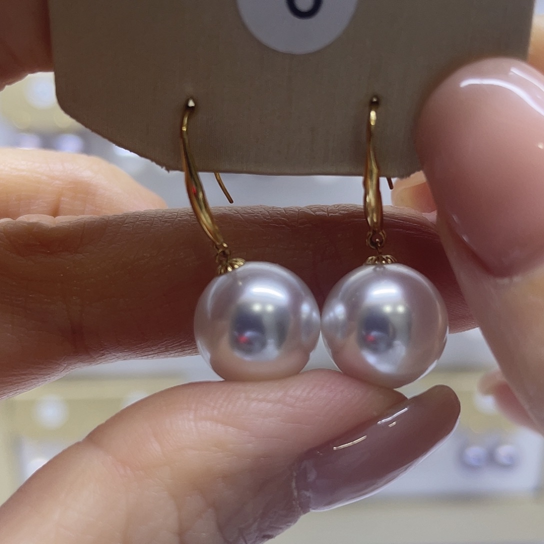 18K金镶嵌耳饰淡水珍珠