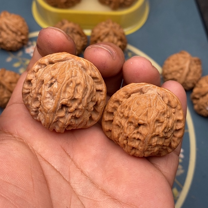 文玩核桃把件百世子