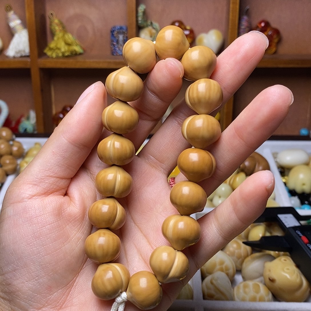 四***月猴头核桃吊坠15柯基