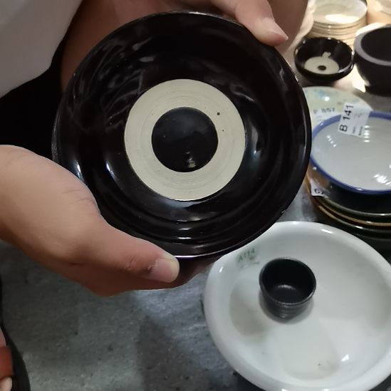 白***青瓷器微瑕不退不换3个