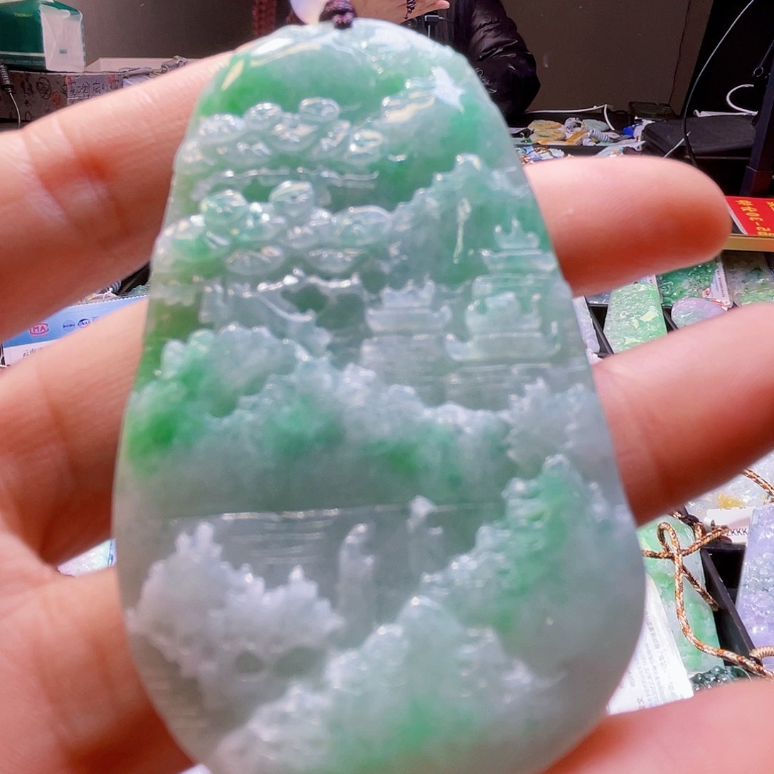 颈饰未镶嵌翡翠一