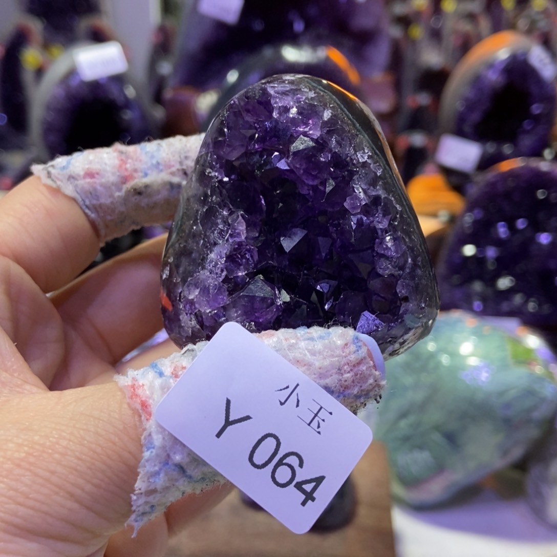 水晶摆件未镶嵌摆件