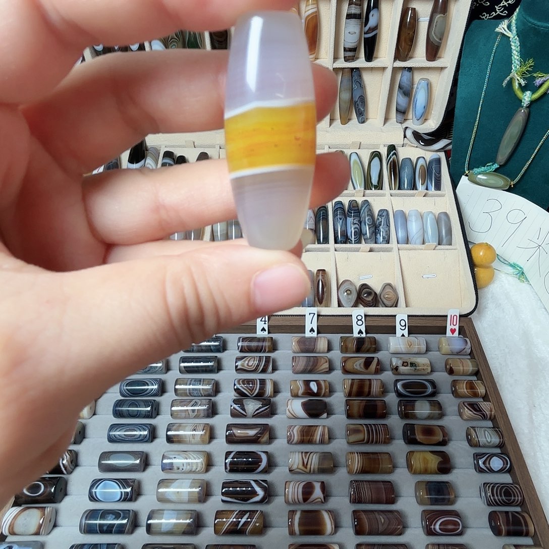 玛瑙/玉髓合金天然缠丝玛瑙