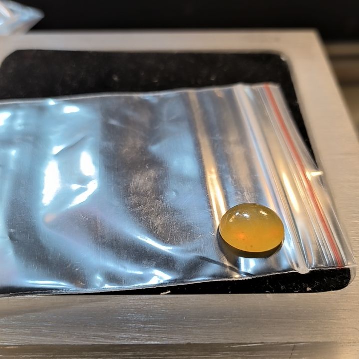 用***2石英岩玉未镶嵌戒面