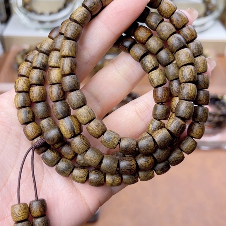 沉香手串越南富森红土沉香瘤疤虎斑纹0.8