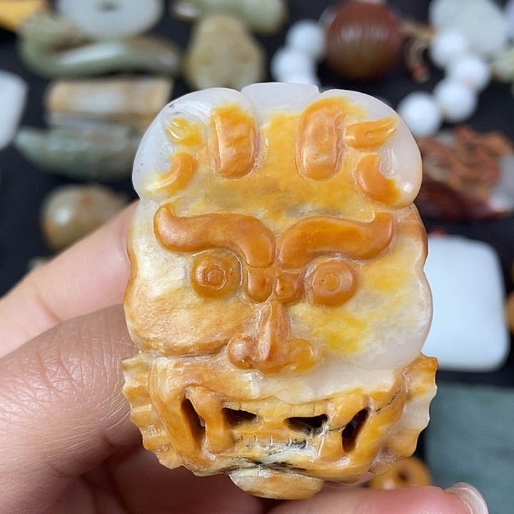 和田玉（糖玉）挂件未镶嵌