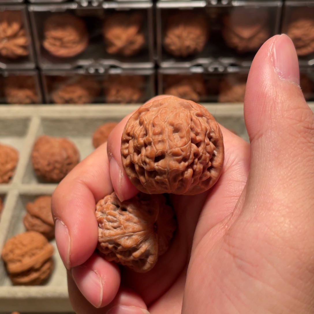 拾***丶文玩核桃把件小莲花