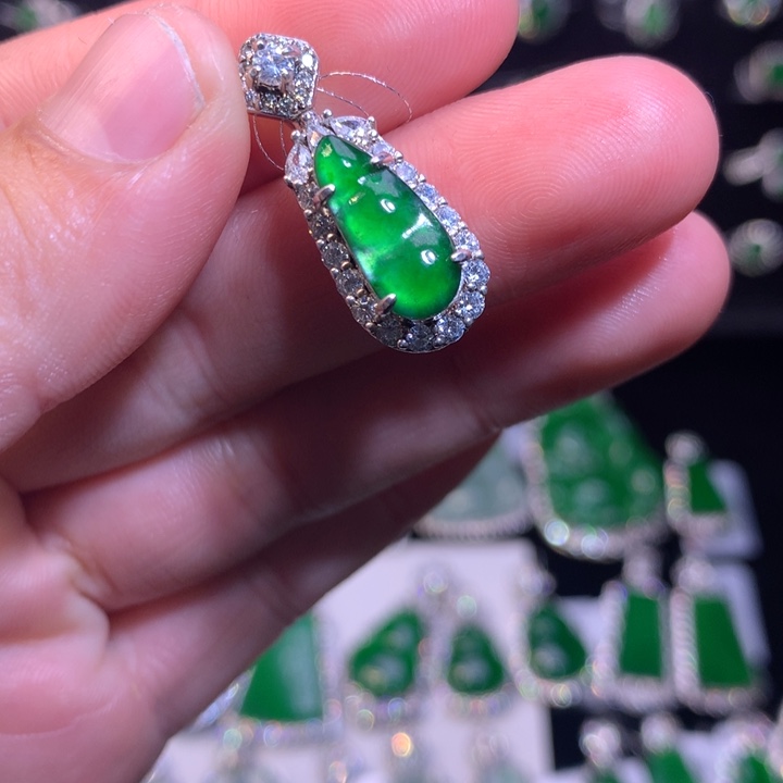 【闪购商品】翡翠戒指银S925镶嵌天然翡翠