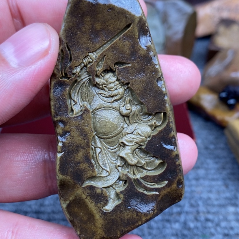 【闪购商品】原石雕刻手把件