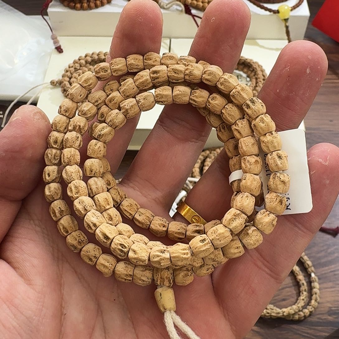 上***岸吊坠柏香籽/百香籽