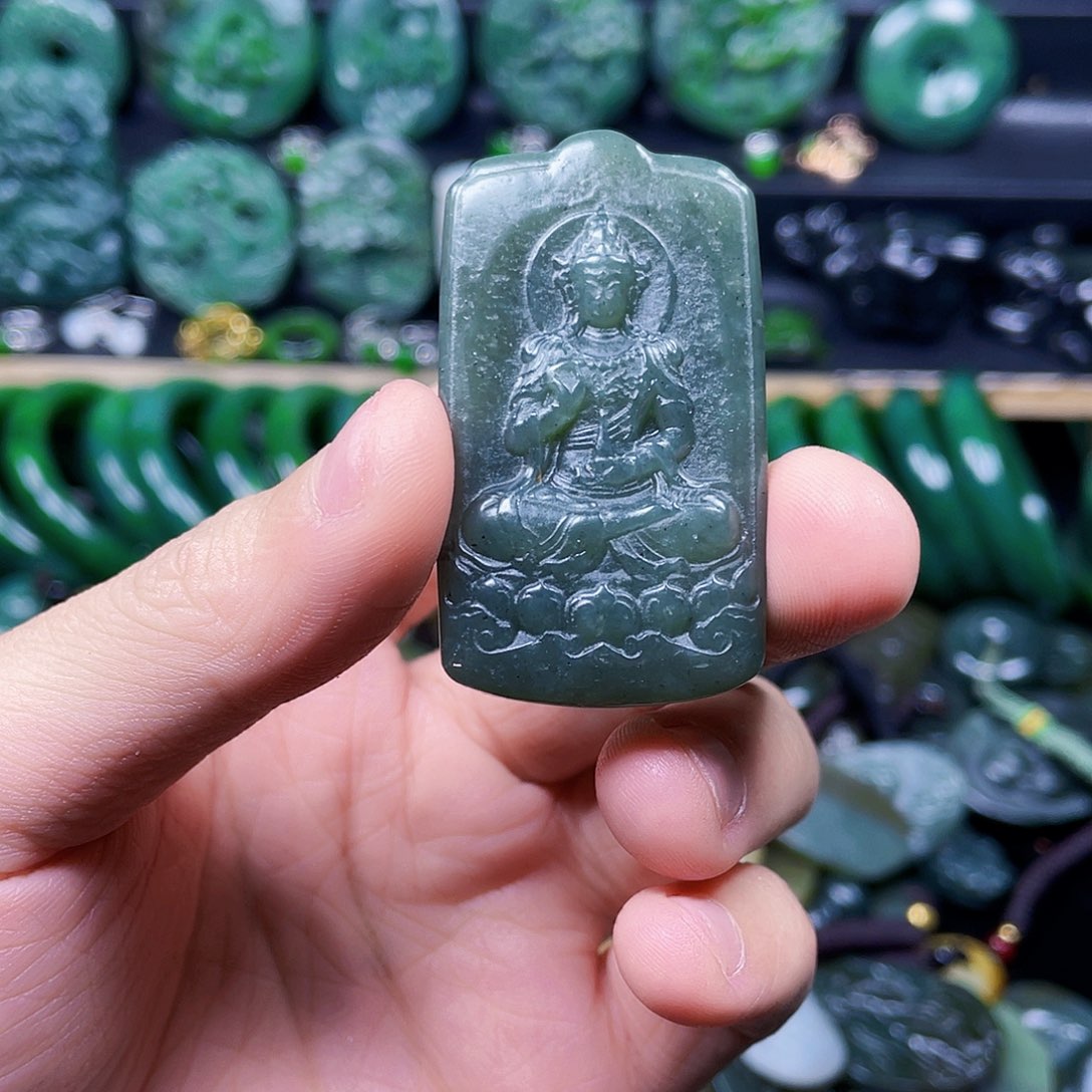 和田玉未镶嵌珠宝半成品