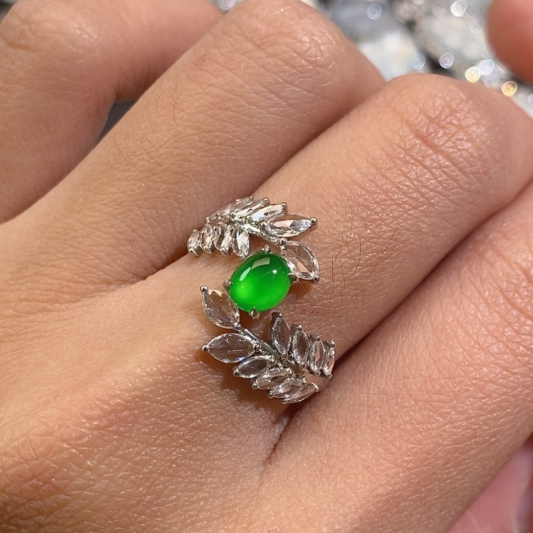 翡翠戒指18K金镶嵌天然缅甸A货翡翠