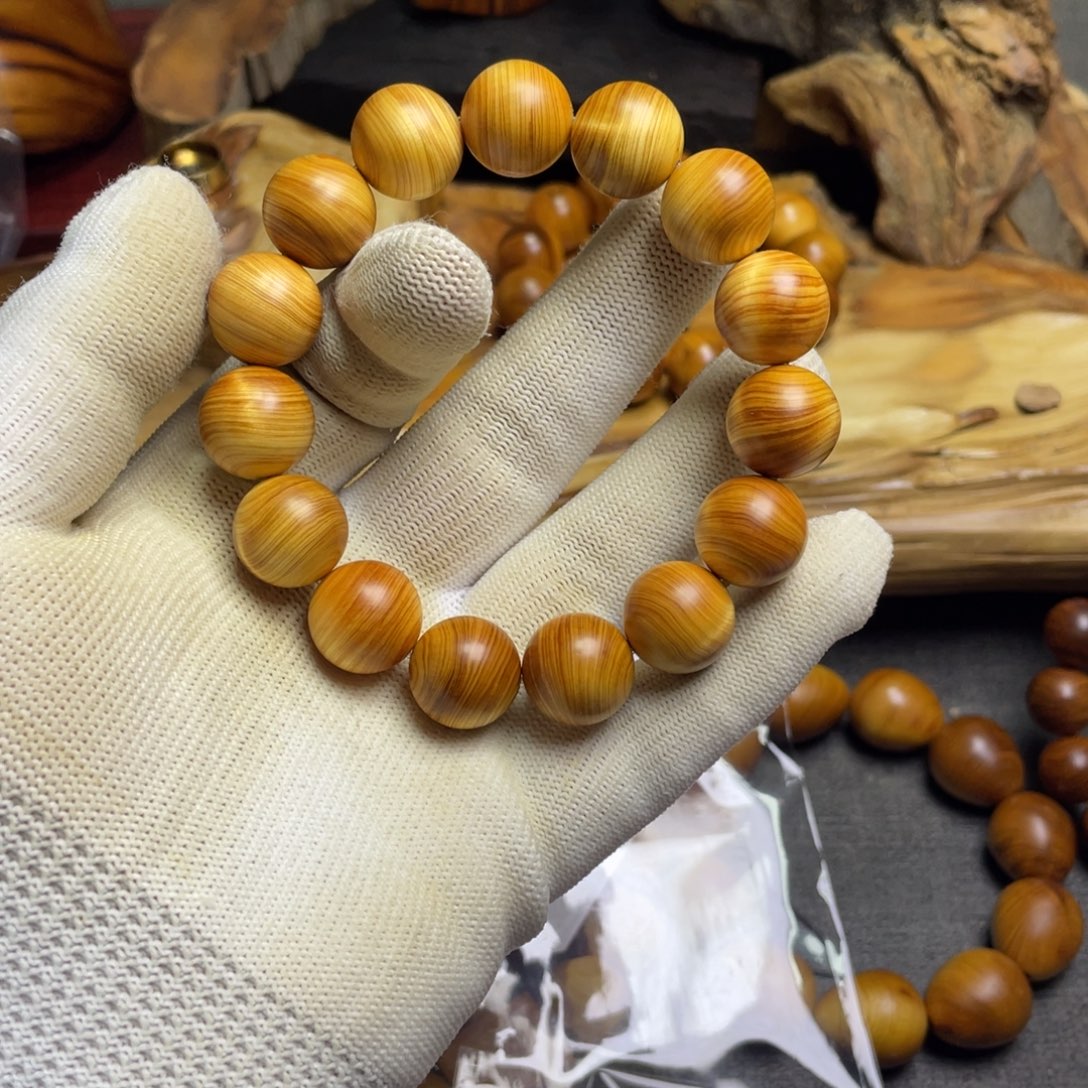 柏木（崖柏）太行1.5猫眼闪