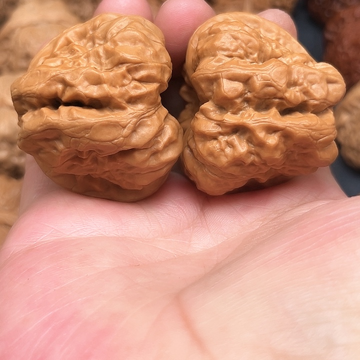 文玩核桃吊坠我想要