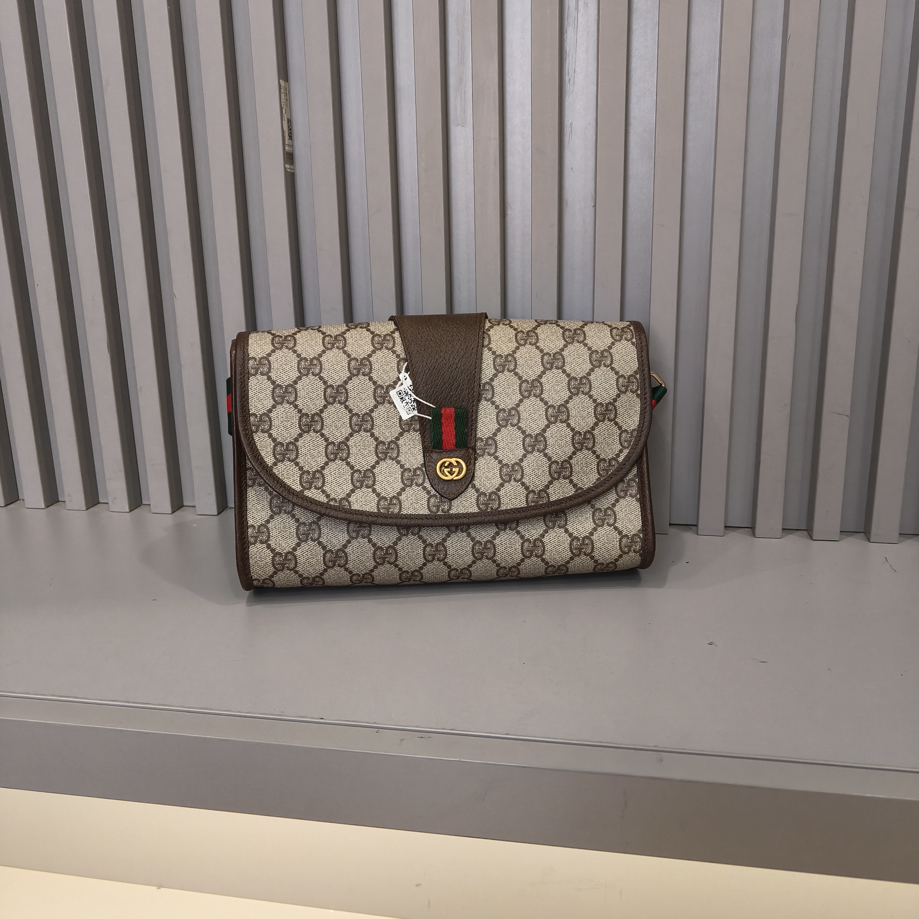 95新 GUCCI/古驰 兔兔奢Q/古驰手拿包/250316013