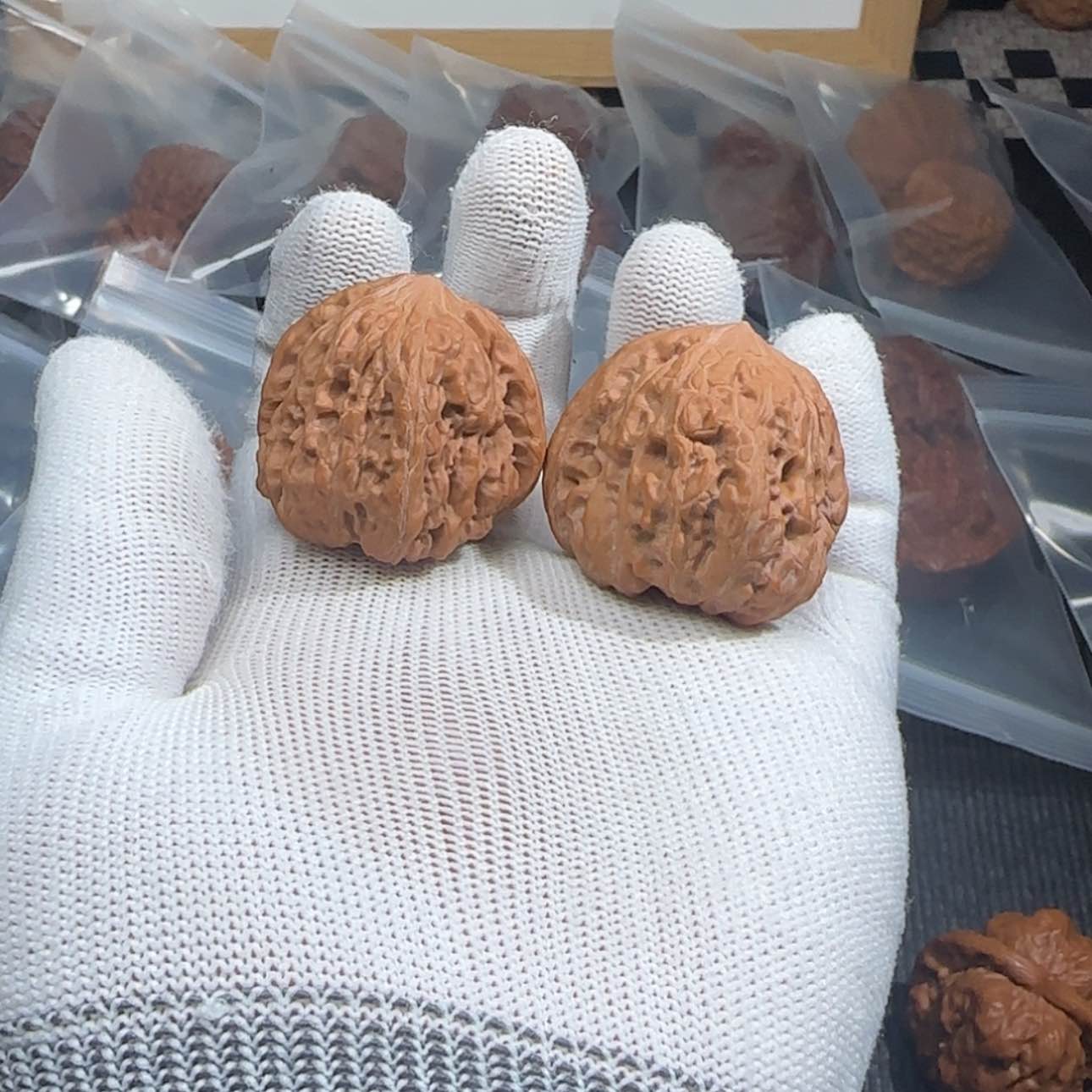 【闪购商品】文玩核桃把件藕*凹底