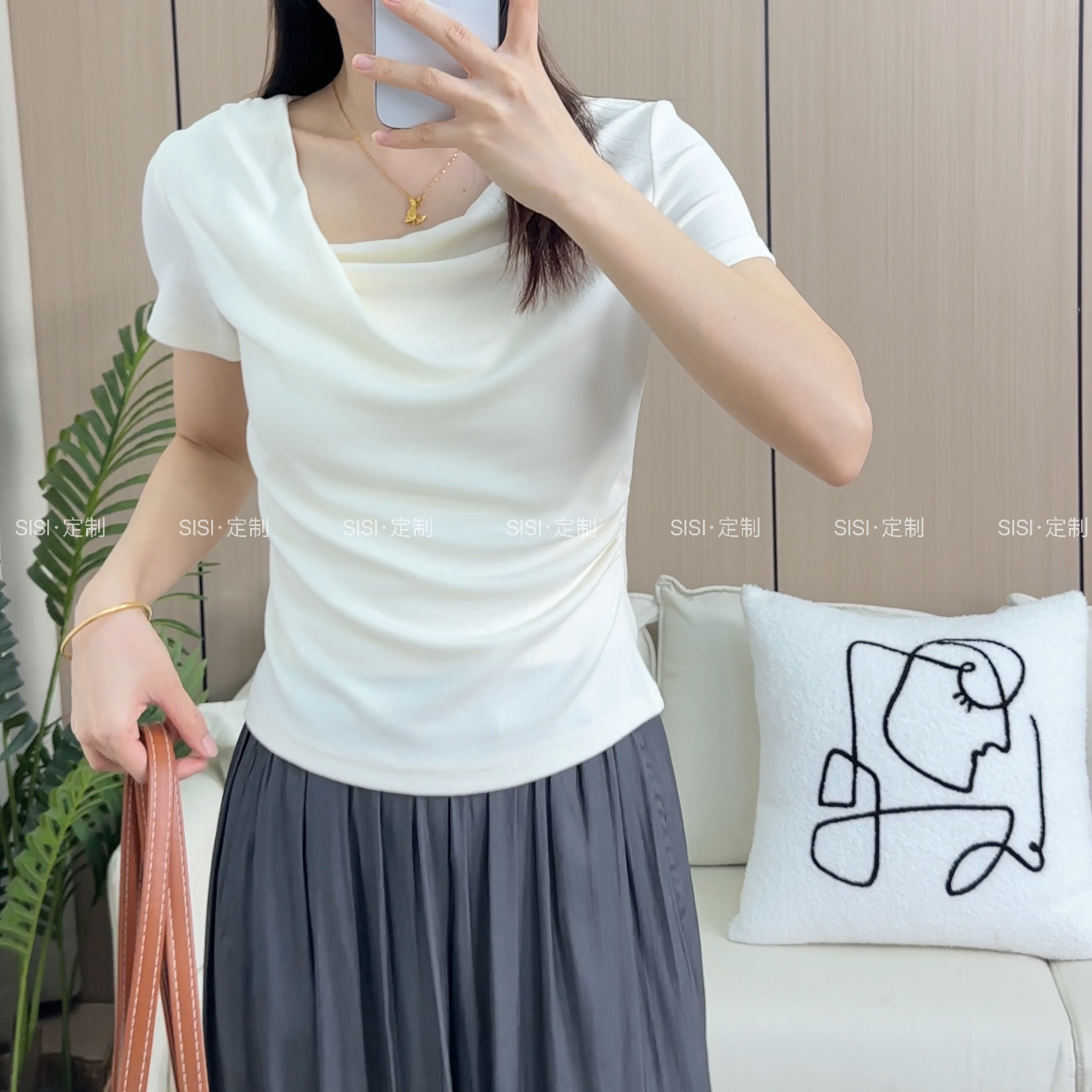 CC~褶皱少女风短袖韩系显瘦方领T恤小众短款杏色气质ins