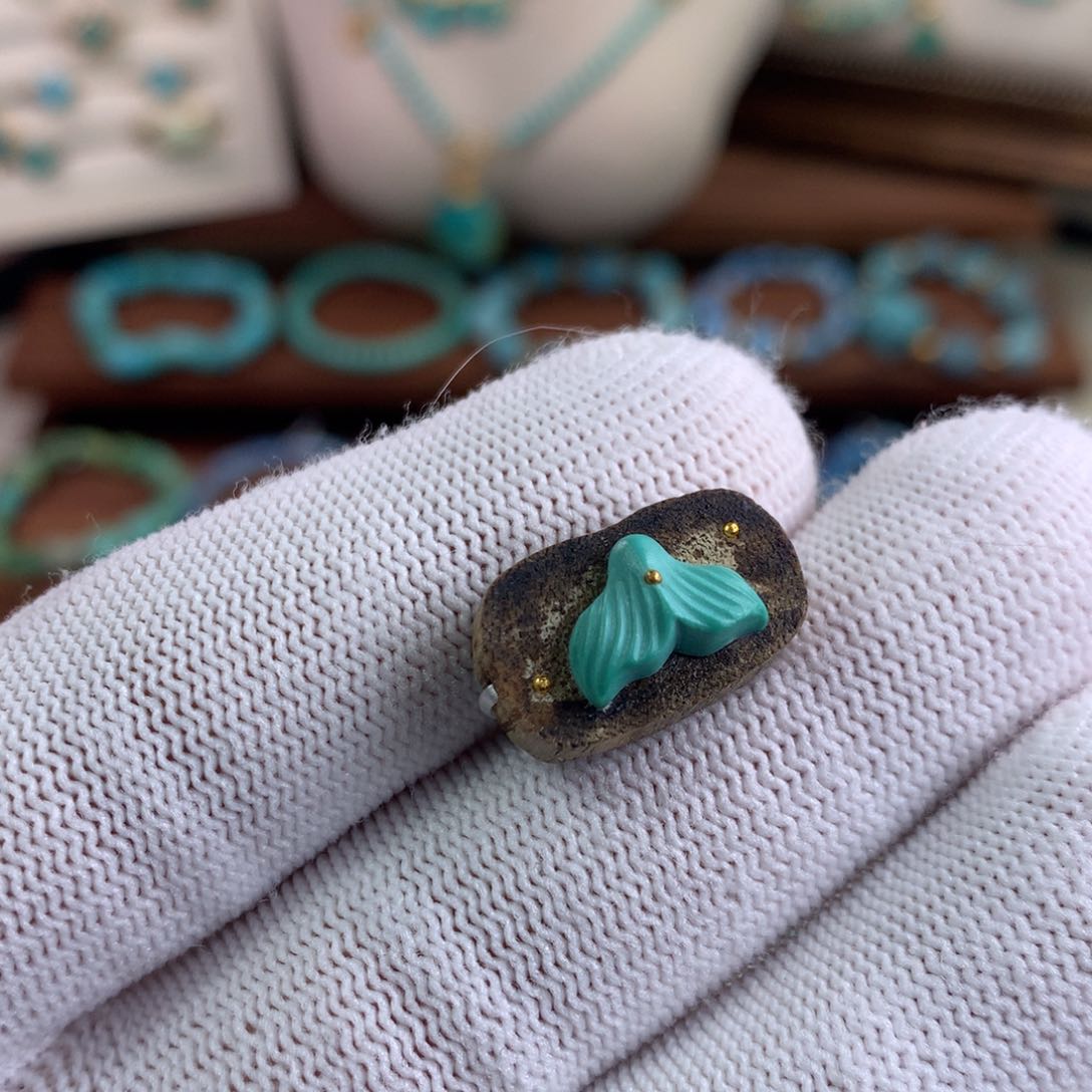 未镶嵌绿松石珠宝奇石