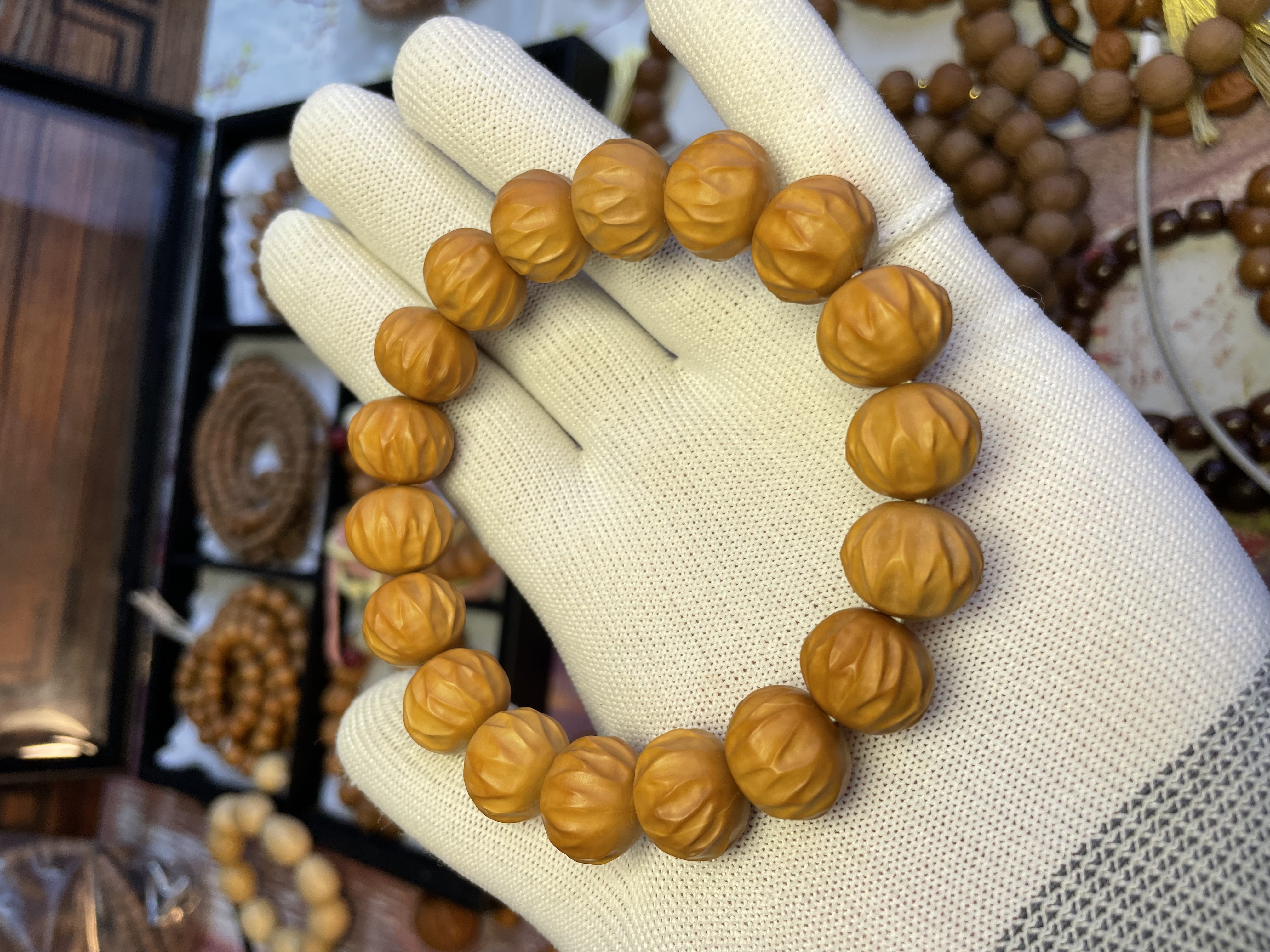 猴头核桃天河聚宝盆雕刻全品