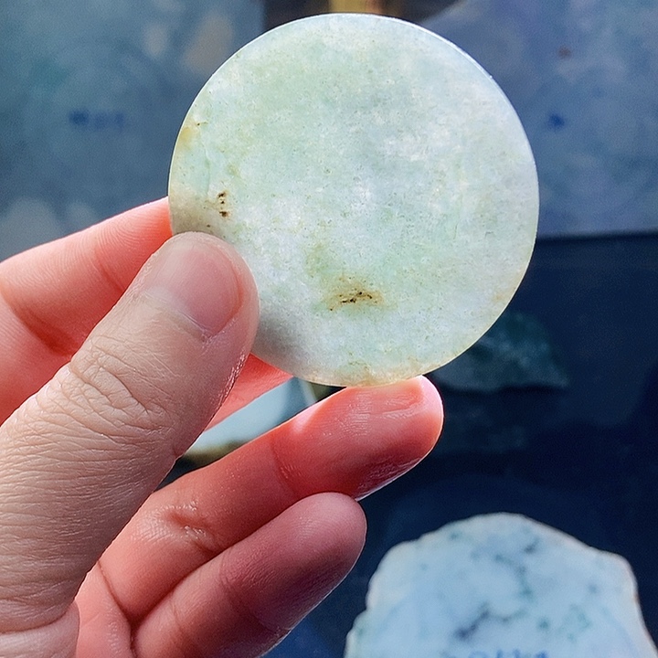 翡翠未镶嵌颈饰毛料17