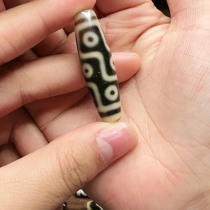 玛瑙/玉髓吊坠未镶嵌英**畏