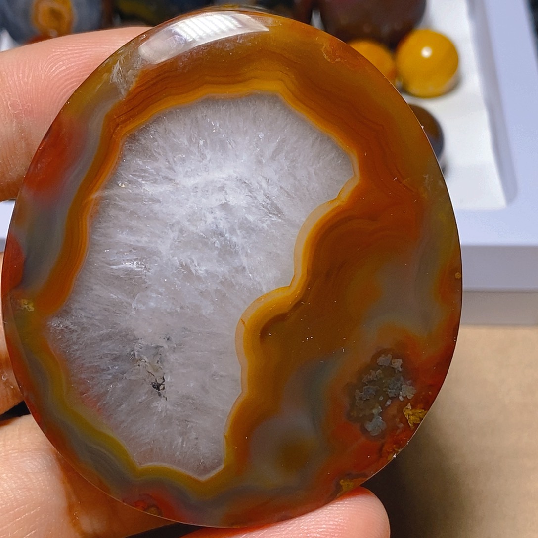 玛瑙/玉髓颈饰未镶嵌