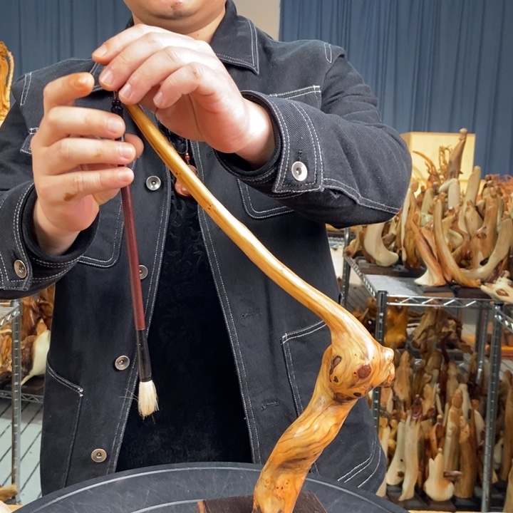 柏木（崖柏）随型摆件