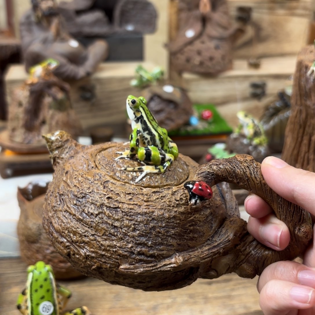 杯出**蓉手工制作工艺精湛