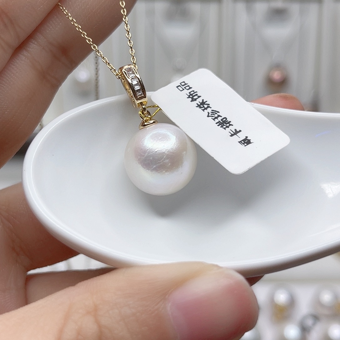 淡水珍珠吊坠(赠链)未镶嵌