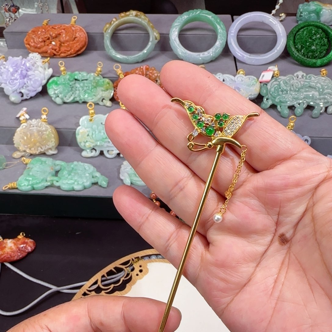 翡翠颈饰未镶嵌仿古