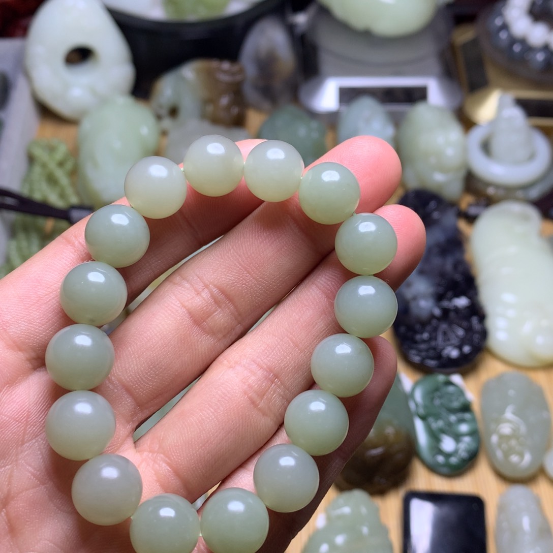 和田玉手串未镶嵌