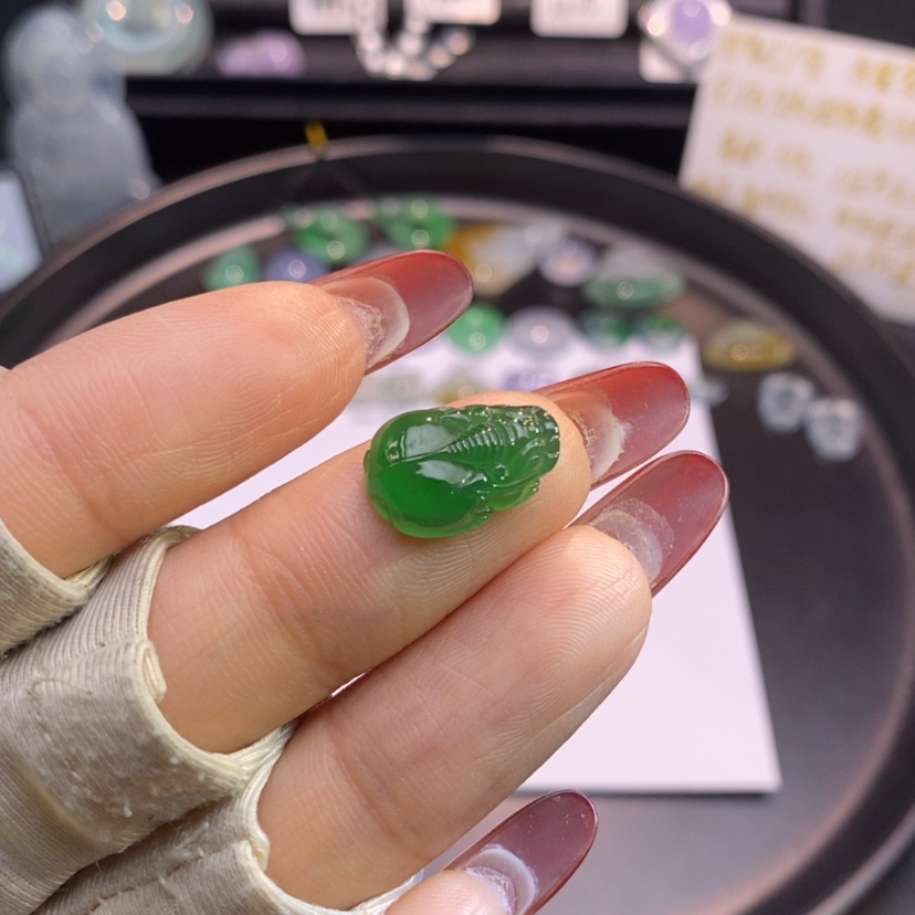 【闪购商品】翡翠挂件未镶嵌貔貅