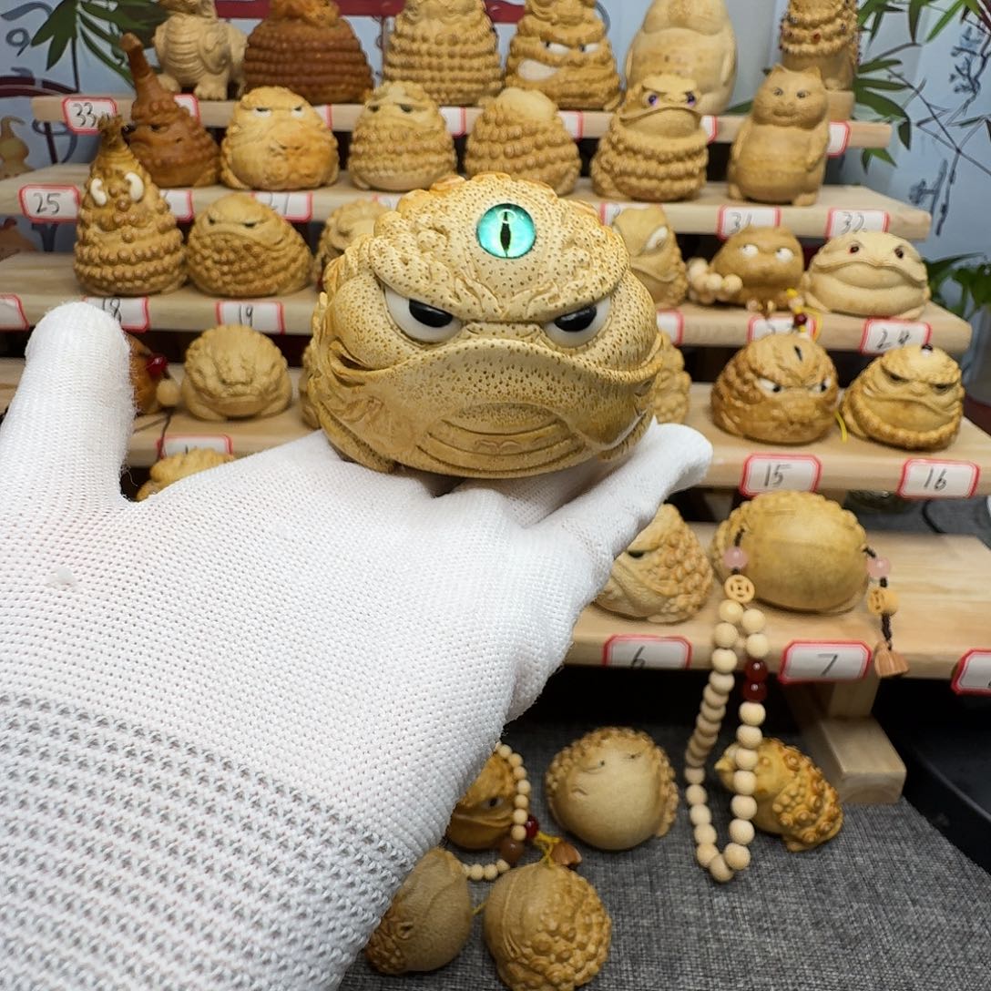 竹手工竹根雕满钉三眼金蟾