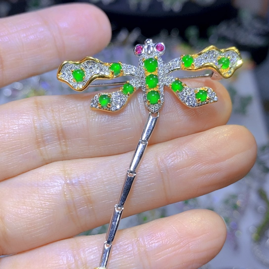 翡翠颈饰银S925镶嵌天然翡翠