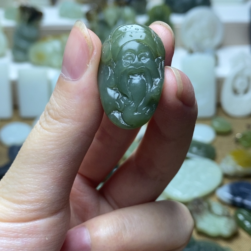 【闪购商品】颈饰未镶嵌和田玉
