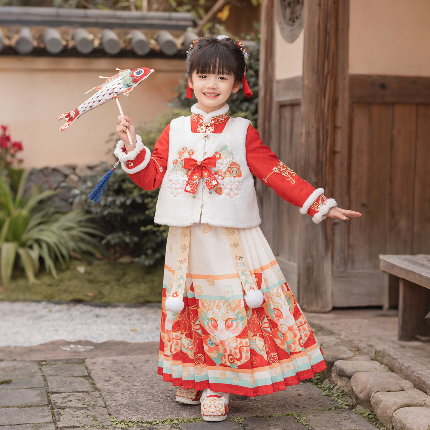 西子问【饰钰】汉服童冬季新品拜年服重工古风改良套装