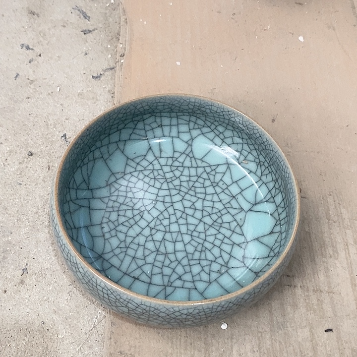 瓷片我也好可爱的啊哈