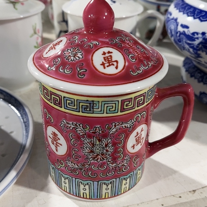 瓷片景德镇陶瓷杯子。