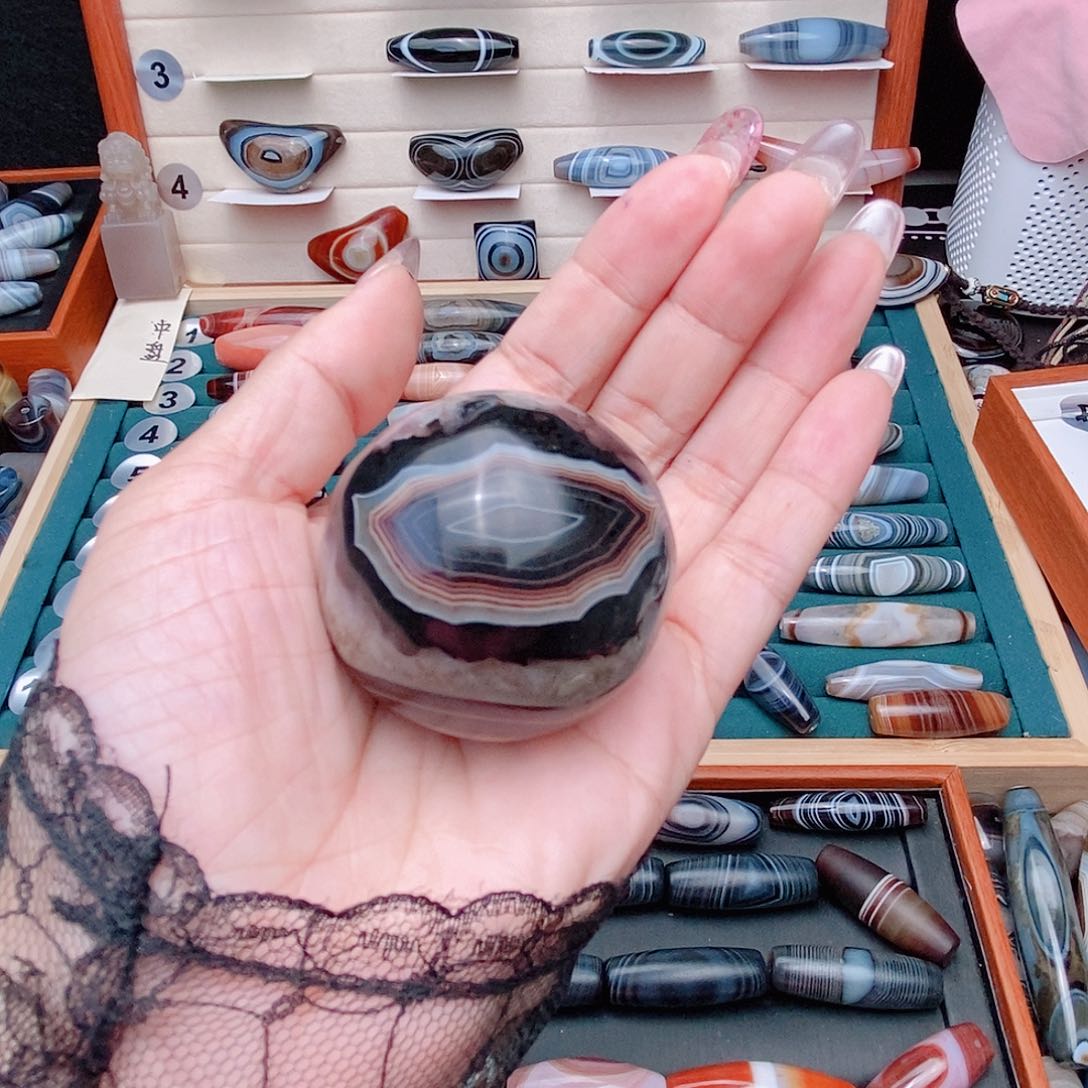 合金颈饰玛瑙/玉髓风****吗