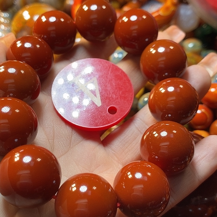 H***仔玛瑙/玉髓未镶嵌手链