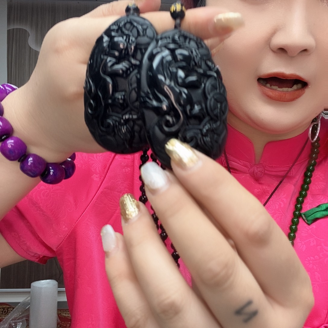 黑曜岩颈饰未镶嵌