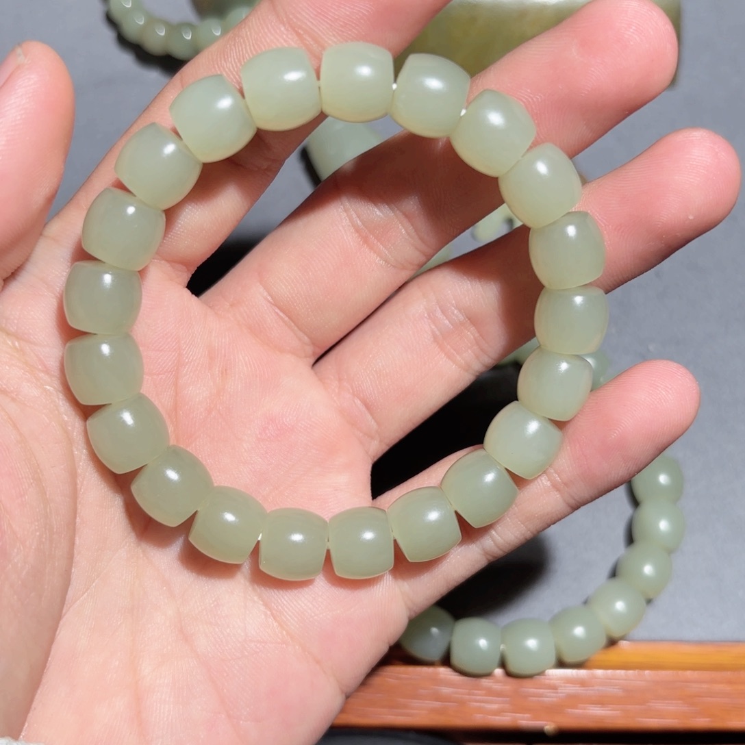 和田玉手链未镶嵌